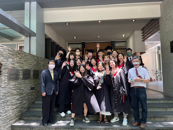 給 111級 旅館管理系畢業生的一封信Image