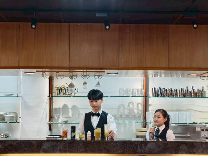 嘉義家職參訪圖片