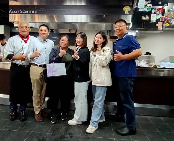 東吳大手牽小手4圖片