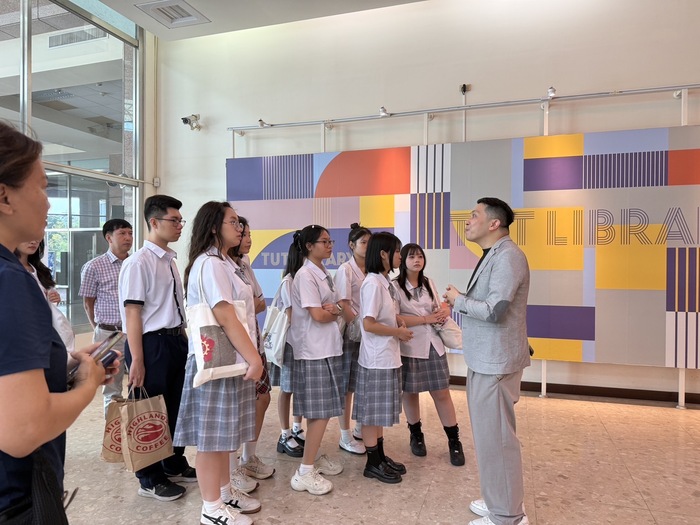 越南歷史名校 Ernst Thälmann High School來訪圖片