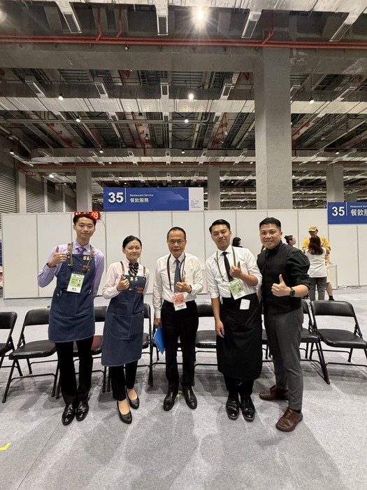 第55屆全國技能競賽餐飲服務職類獲得全國第四名及佳作圖片