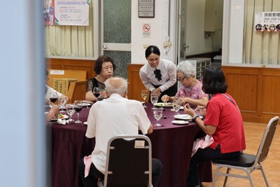 致南應大樂齡大學 - 盛夏炙熱淬鍊匠心，衷心感謝您的一路相伴