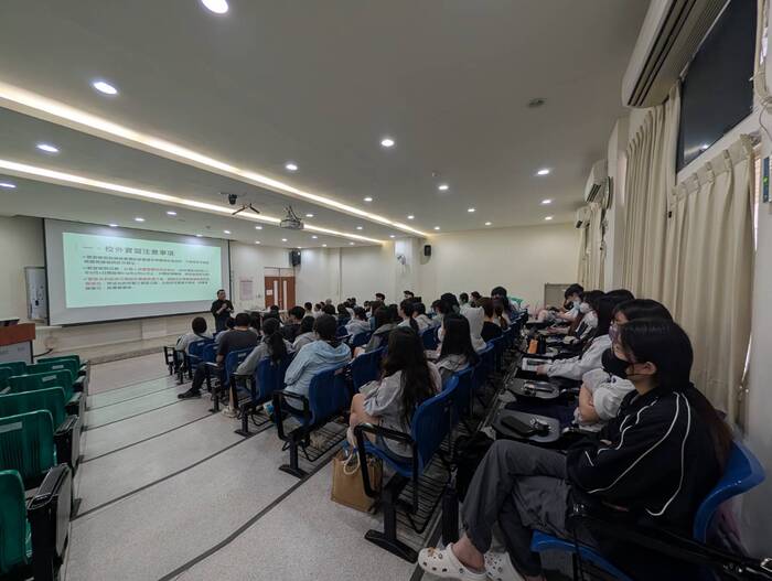 【114-2校外實習行前說明會】實習，是開啟職涯的第一把鑰匙！圖片