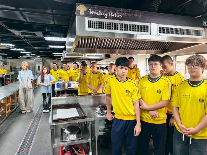 六信高中餐飲管理科蒞校交流1圖片