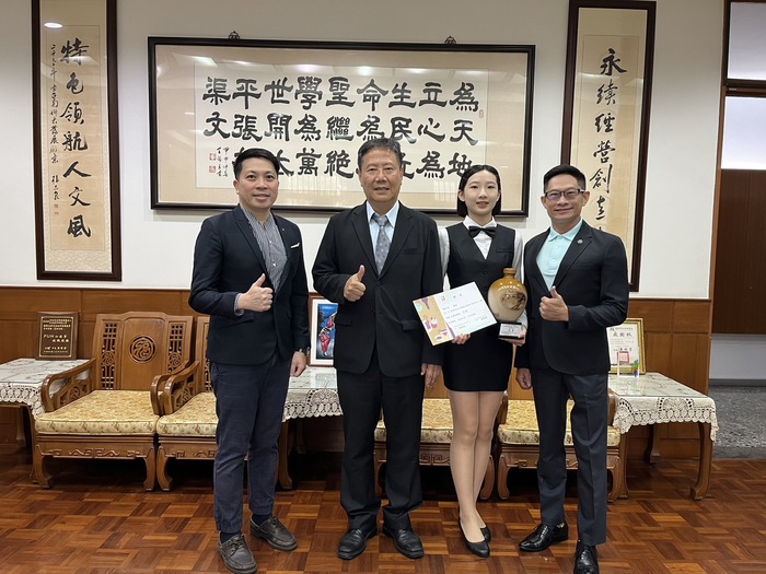 【恭賀】 第十屆 台灣蓬萊盃全國調酒既托盤咖啡大賽 托盤組-亞軍圖片